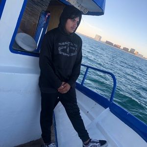 Meet your Posher, Marc